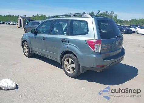 2013 Subaru Forester 2.5X z USA, uszkodzony, nr VIN JF2SHABC9DG404623
